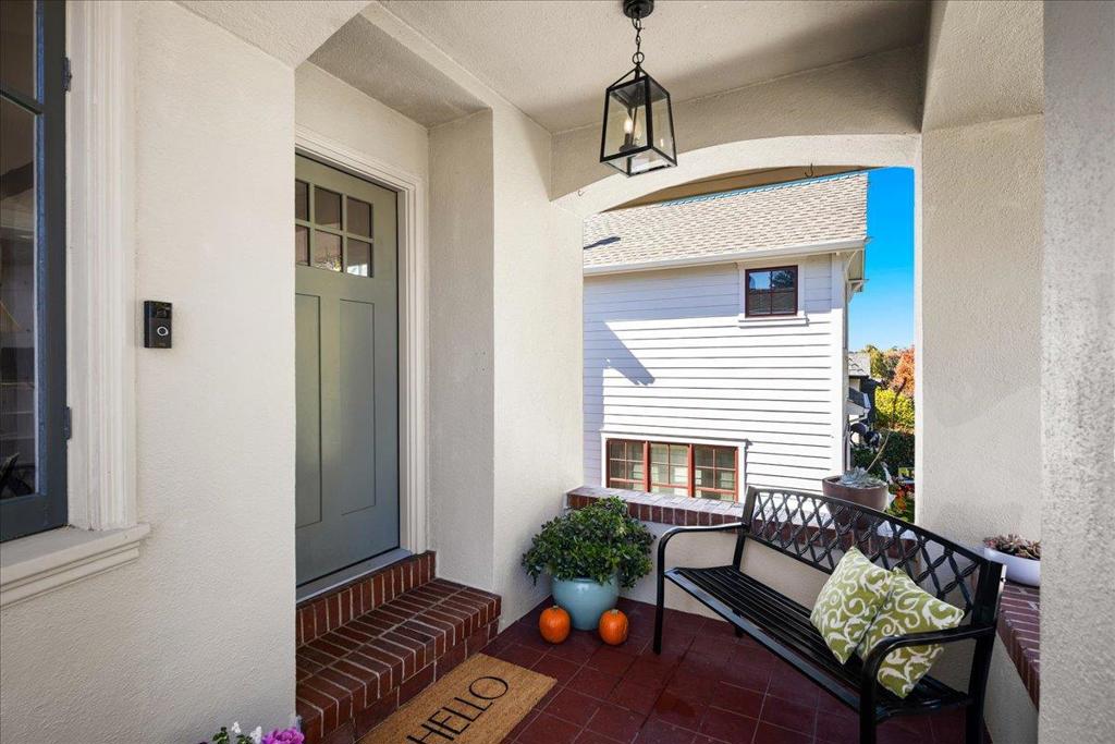 1321 Cabrillo Avenue Property Photo 5