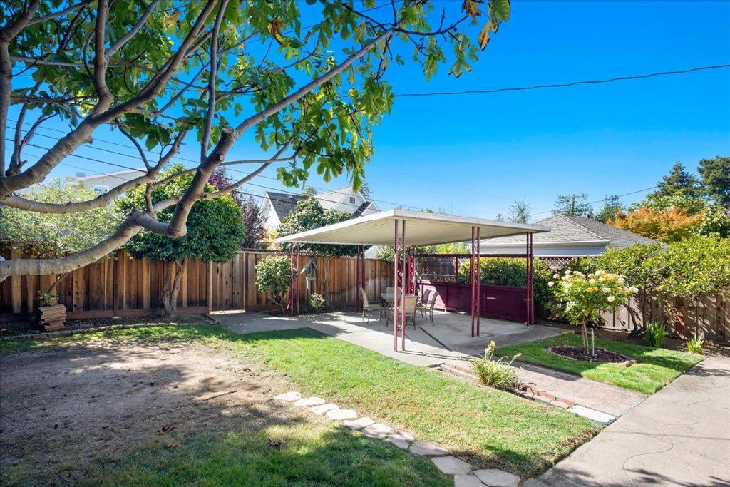 1321 Cabrillo Avenue Property Photo 31