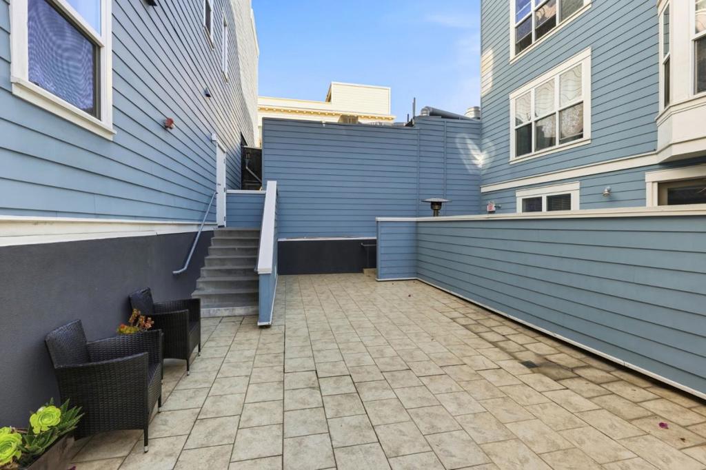 270 Valencia Street 205 Property Photo 14
