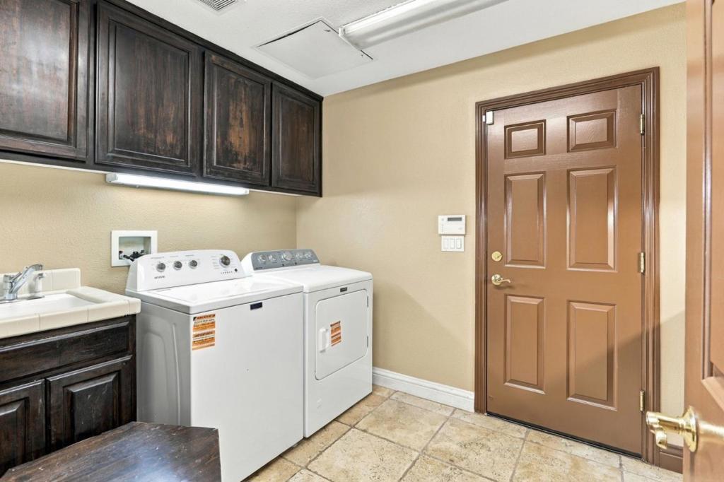 4915 Formby Court Property Photo 47