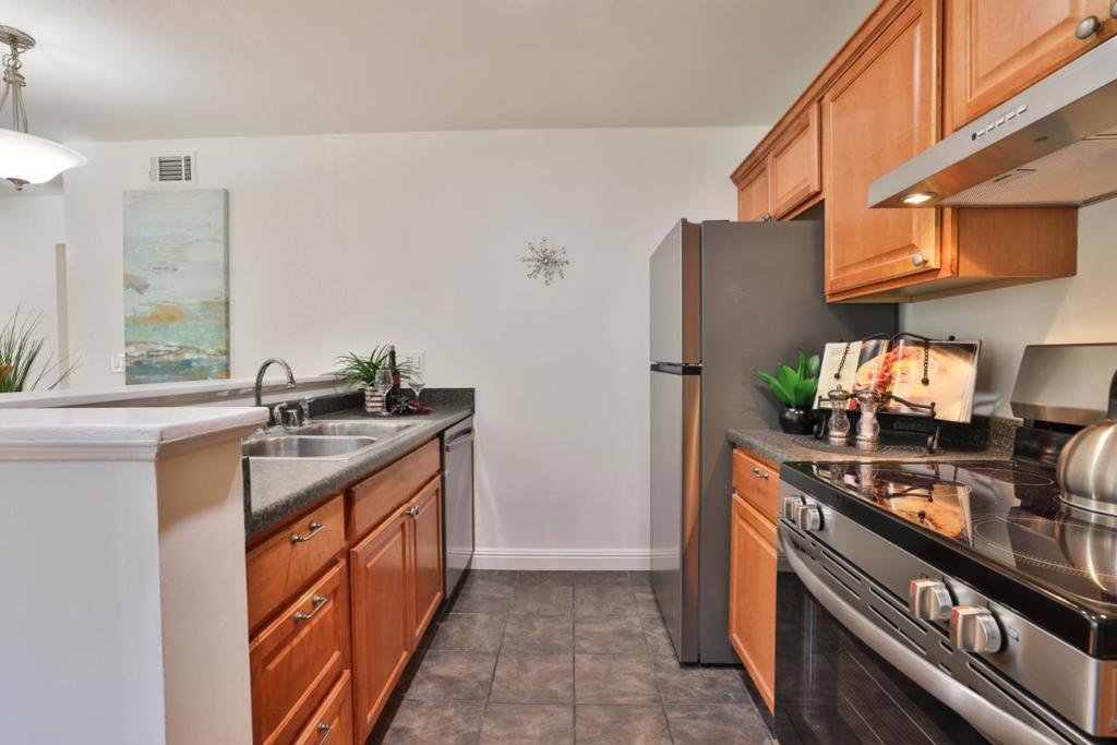 207 Coy Drive 1 Property Photo 10