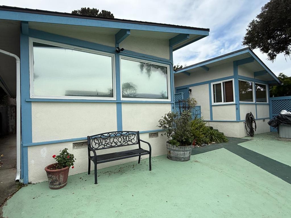 851 Lyndon Street Property Photo 7