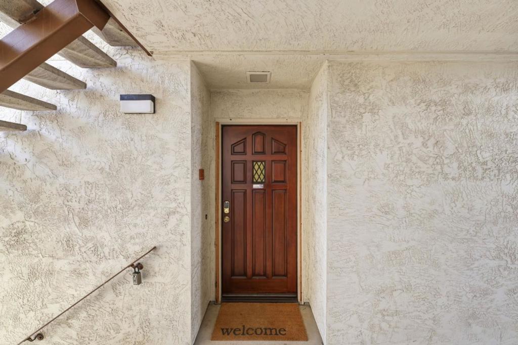 22103 Vista Del Plaza Lane 7 Property Photo 5