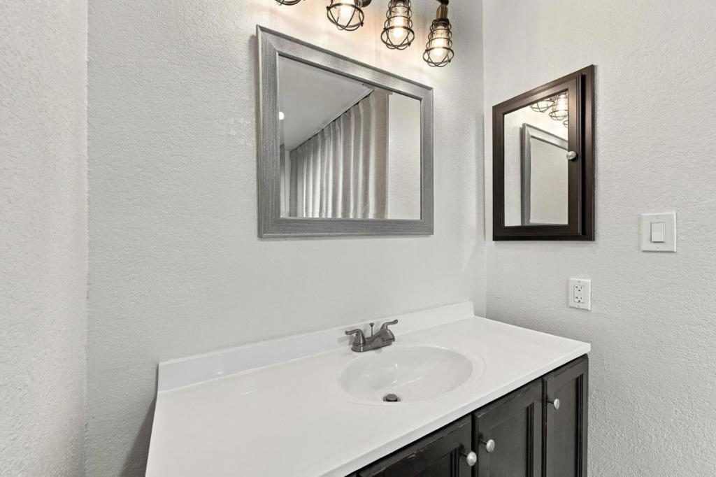 22103 Vista Del Plaza Lane 7 Property Photo 36