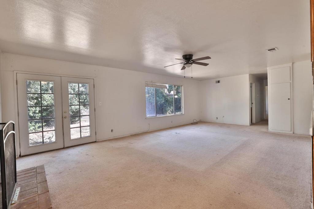 1392 Turlock Lane Property Photo 6