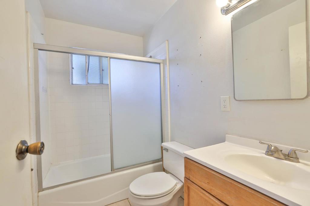 1392 Turlock Lane Property Photo 10