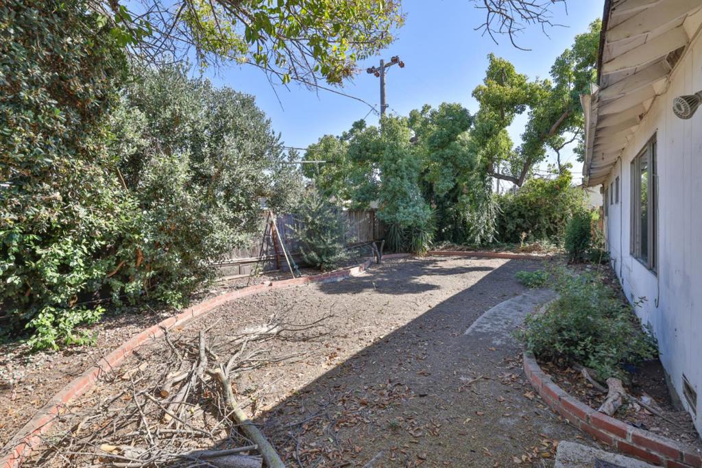 1392 Turlock Lane Property Photo 18