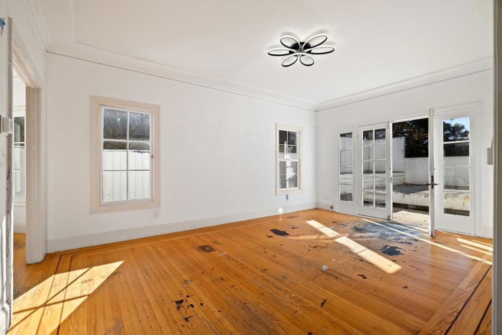 6007 Rockridge Boulevard Property Photo 9