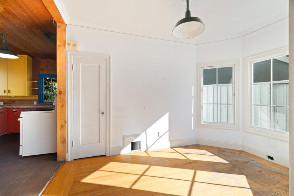 6007 Rockridge Boulevard Property Photo 11