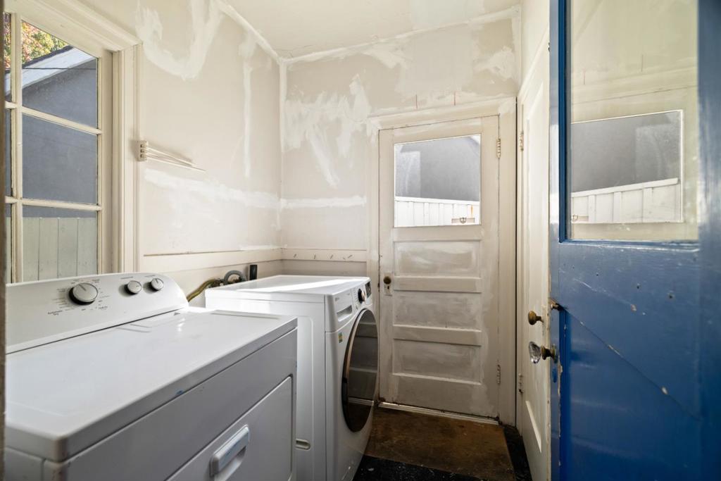 6007 Rockridge Boulevard Property Photo 15