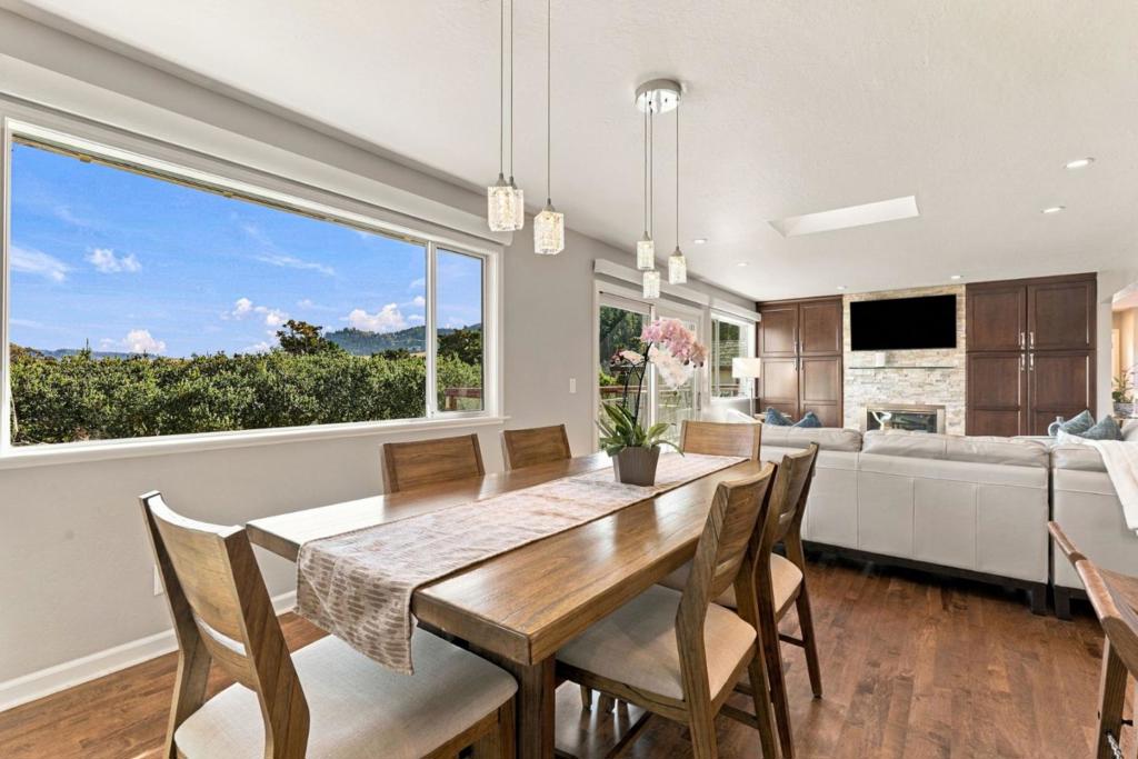 3035 Ribera Road Property Photo 16