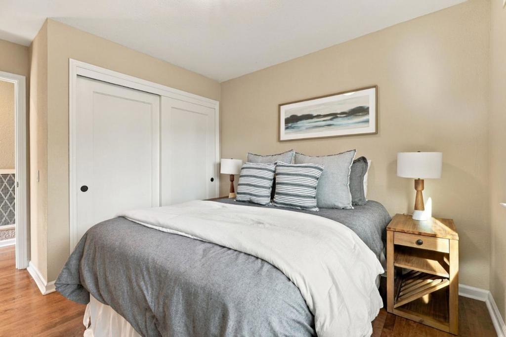 3035 Ribera Road Property Photo 25