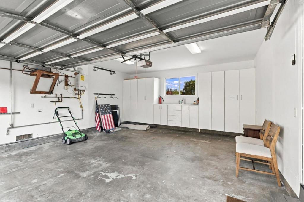 3035 Ribera Road Property Photo 44
