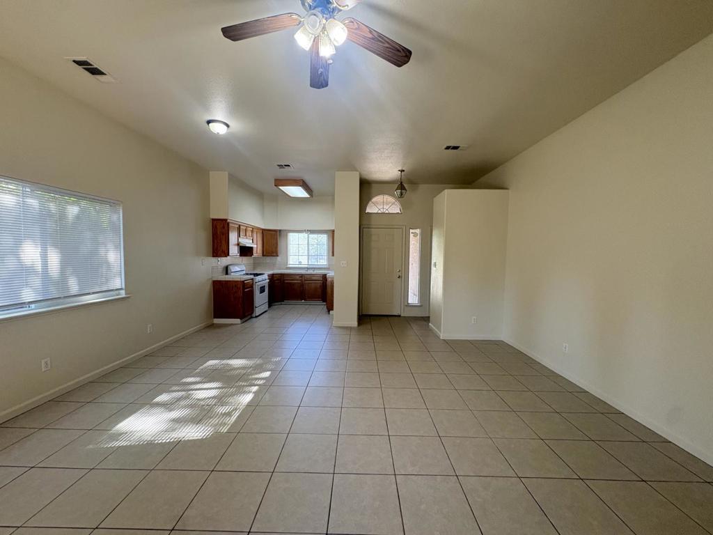 2962 Westminster Court Property Photo 6