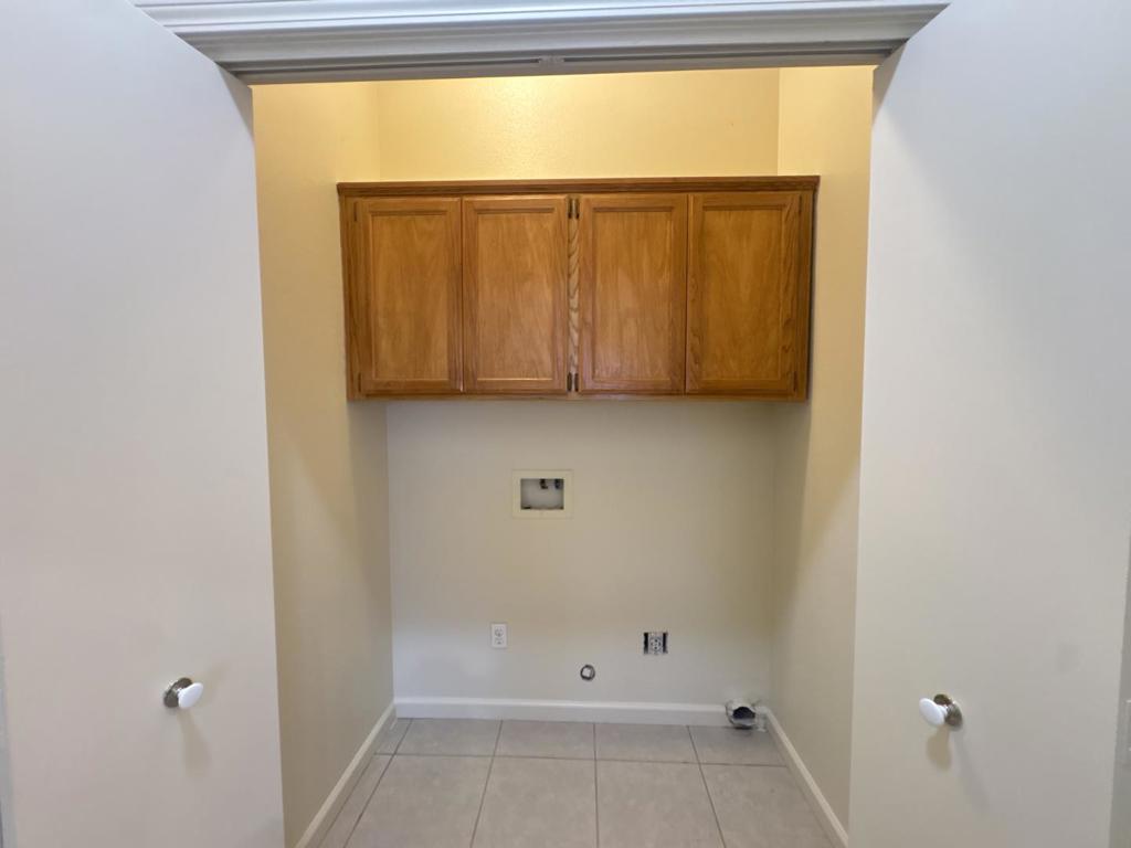 2962 Westminster Court Property Photo 22