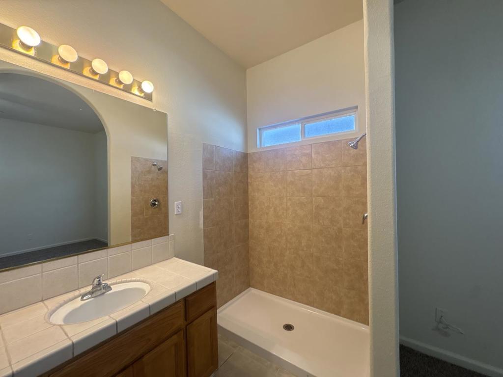 2962 Westminster Court Property Photo 25