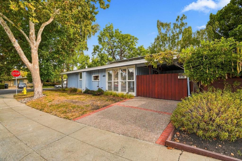 650 Ashton Avenue Property Photo 2