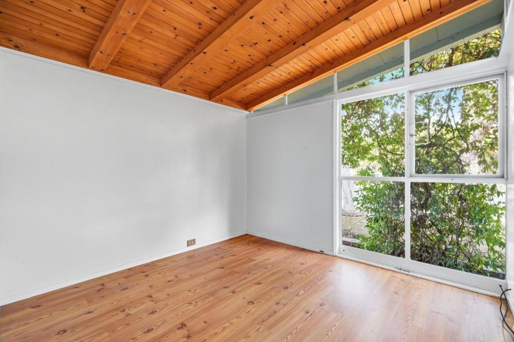 650 Ashton Avenue Property Photo 15