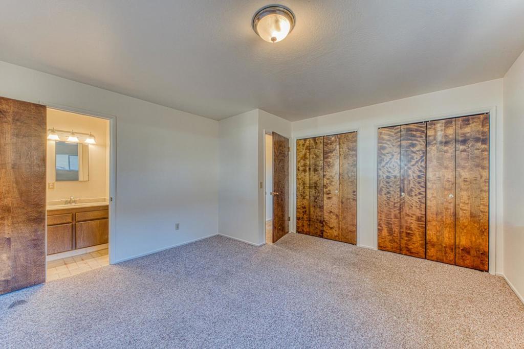 32 Carlton Drive Property Photo 13