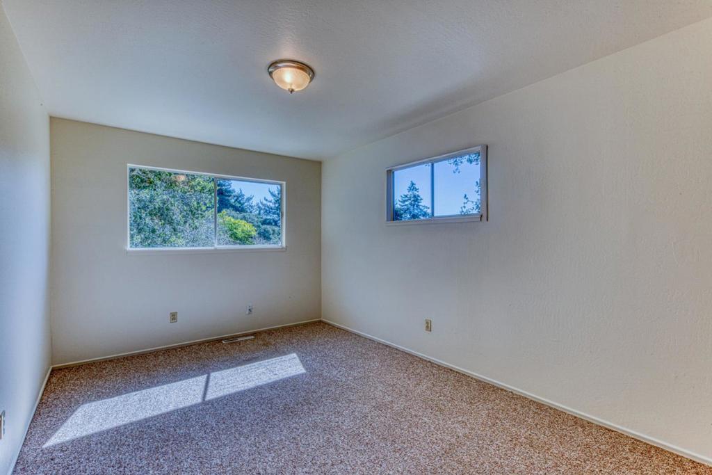 32 Carlton Drive Property Photo 15