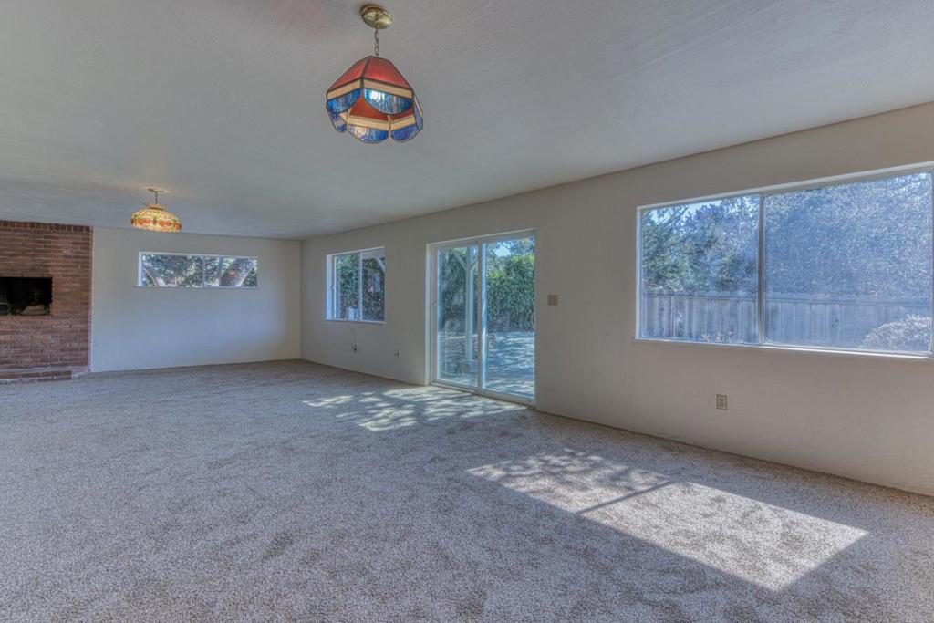 32 Carlton Drive Property Photo 29