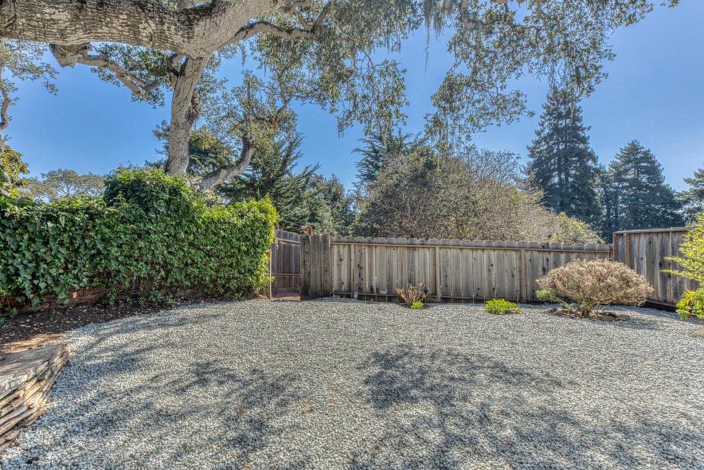 32 Carlton Drive Property Photo 33