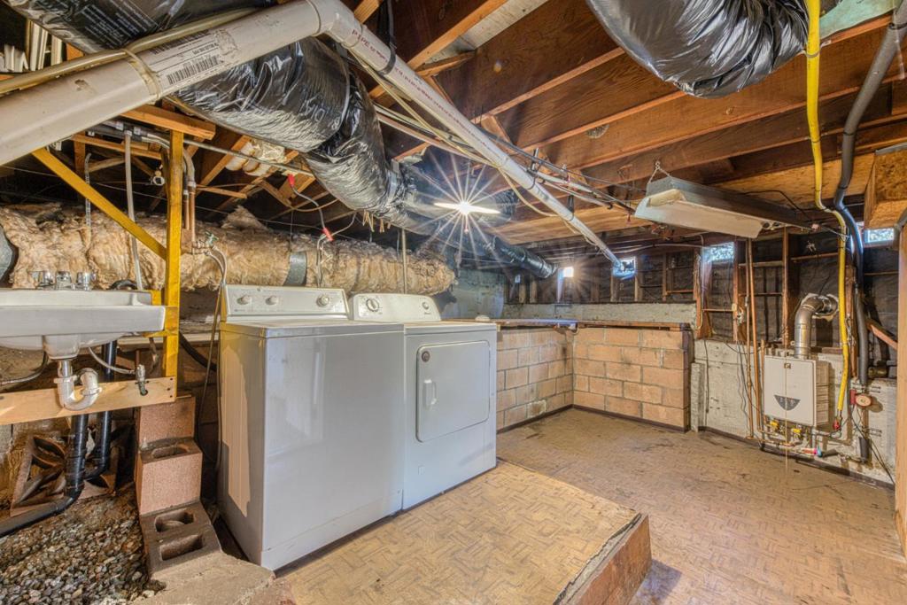 32 Carlton Drive Property Photo 35
