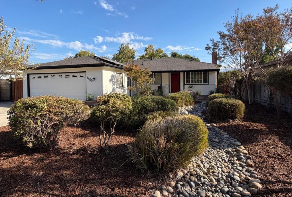1850 Comstock Lane Property Photo 1