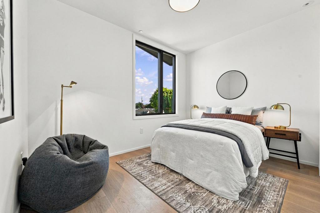3928 Caxton Court Property Photo 42