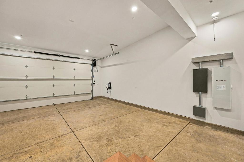 3928 Caxton Court Property Photo 64