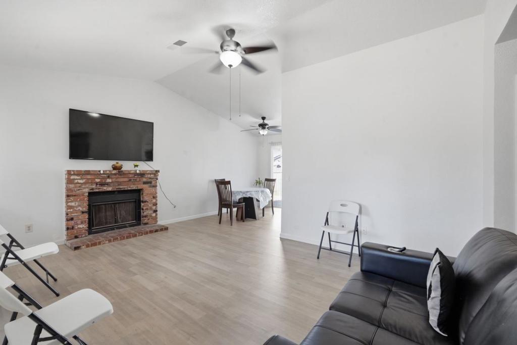 1551 Little Rock Court Property Photo 2