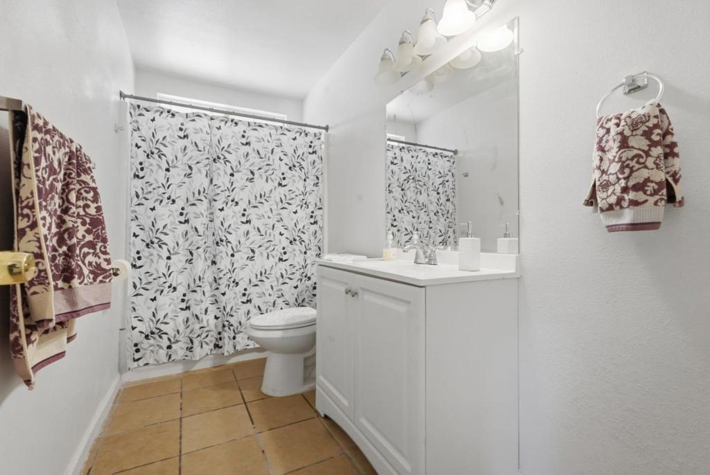 1551 Little Rock Court Property Photo 8