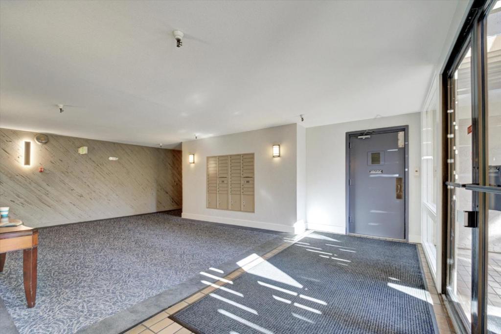 400 Ortega Avenue 306b Property Photo 11