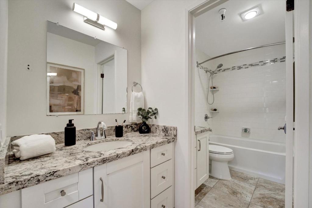 400 Ortega Avenue 306b Property Photo 20