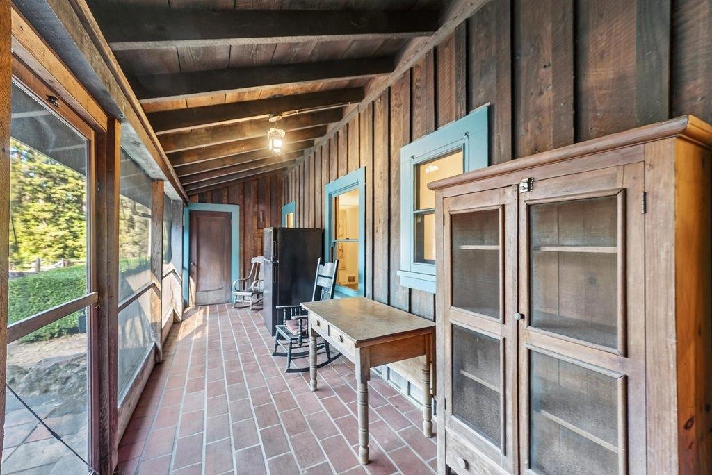 2225 Trout Gulch Road Property Photo 24