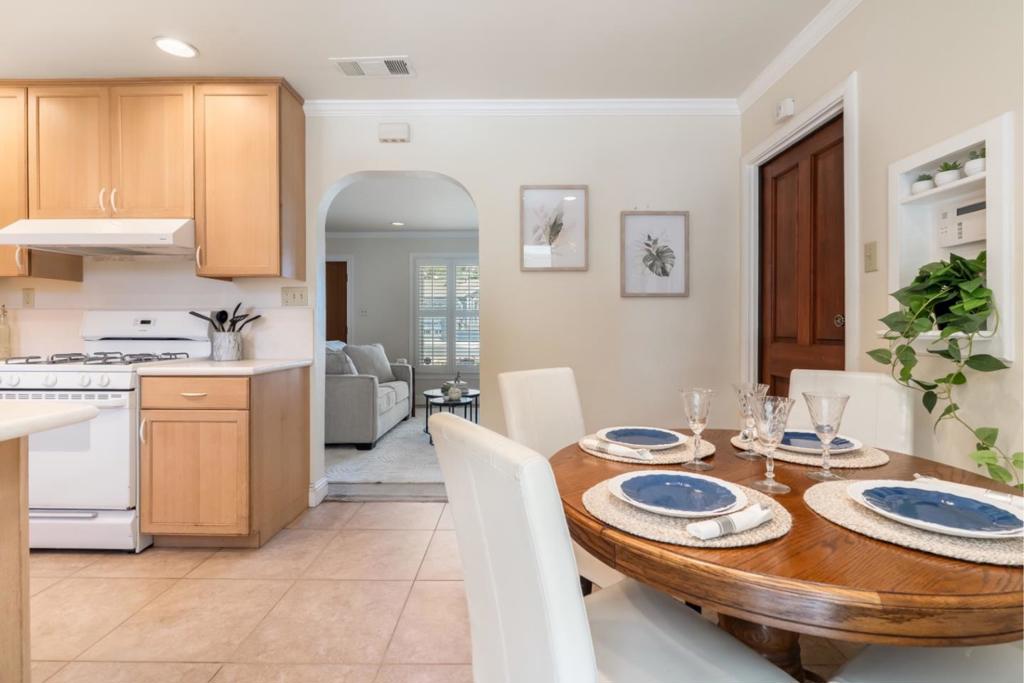 512 Edgemar Property Photo 11