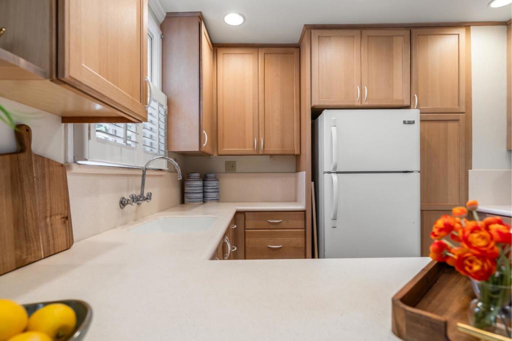 512 Edgemar Property Photo 17