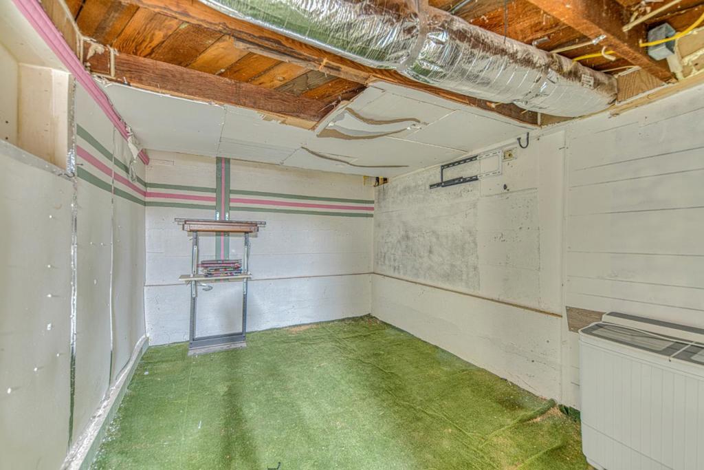 944 Sonoma Avenue Property Photo 30