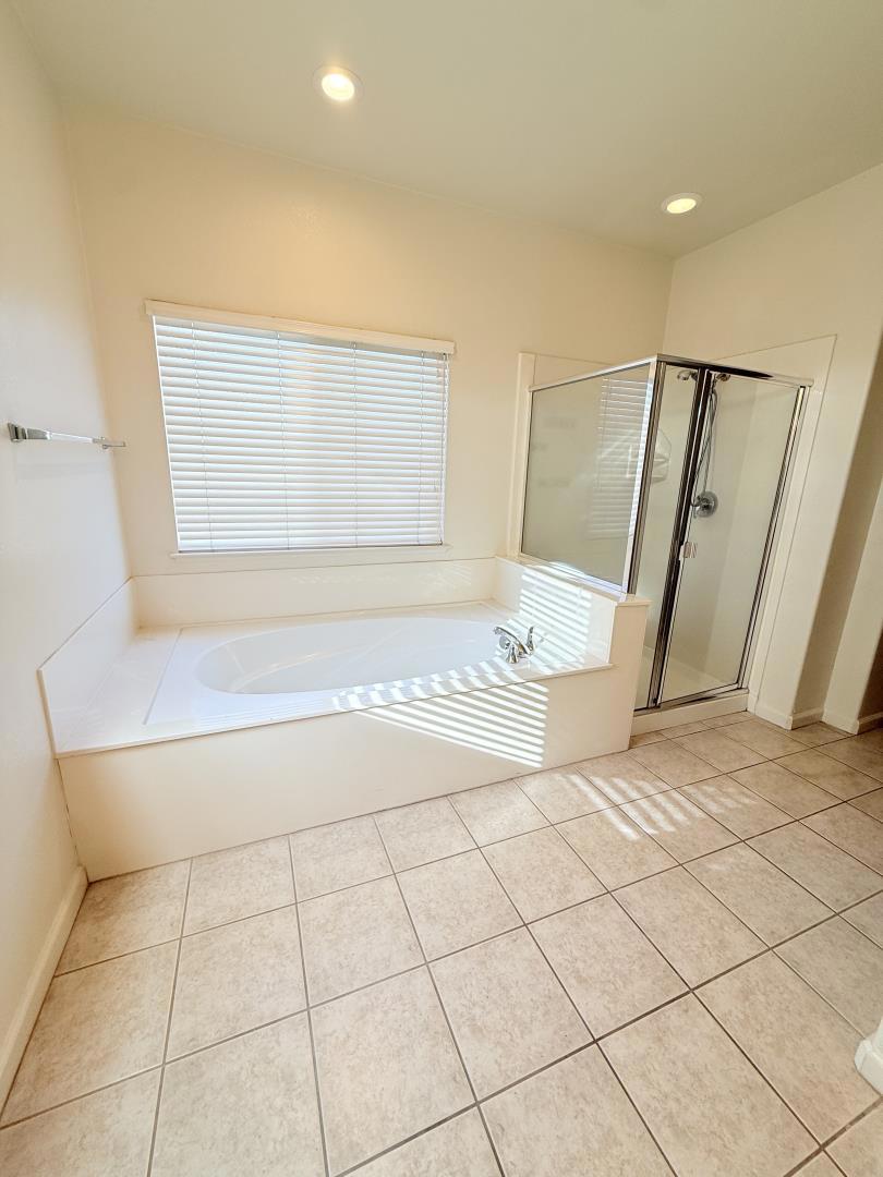1359 Jenner Drive Property Photo 20