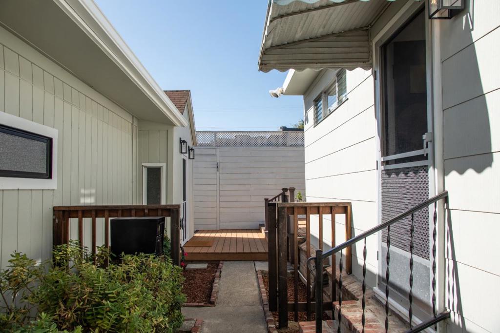 934 S Delaware Street Property Photo 30