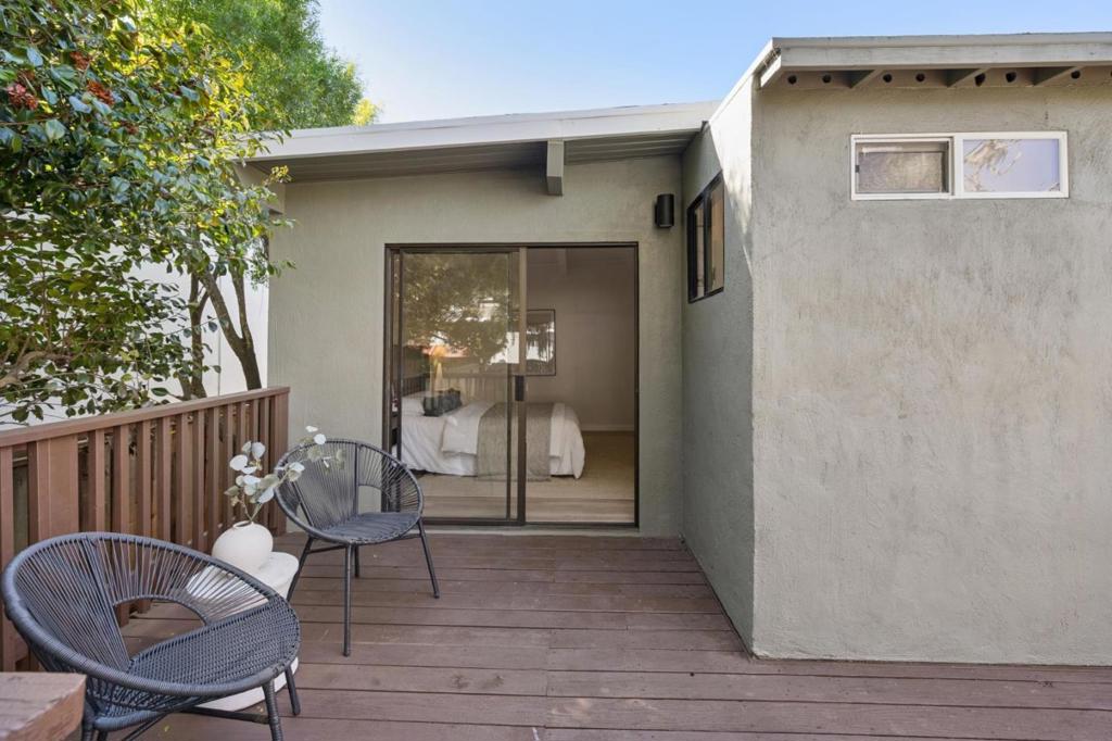 247 Lauren Avenue Property Photo 30