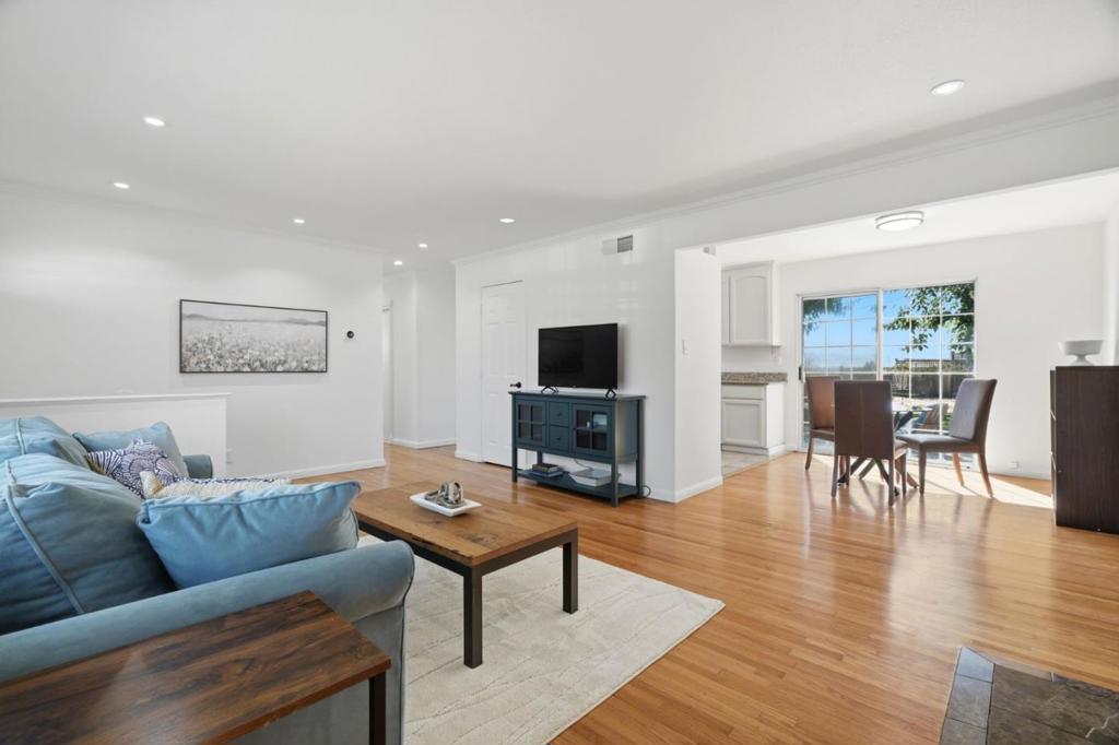 690 Bold Court Property Photo 12