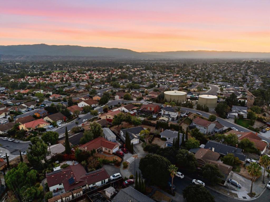 690 Bold Court Property Photo 39