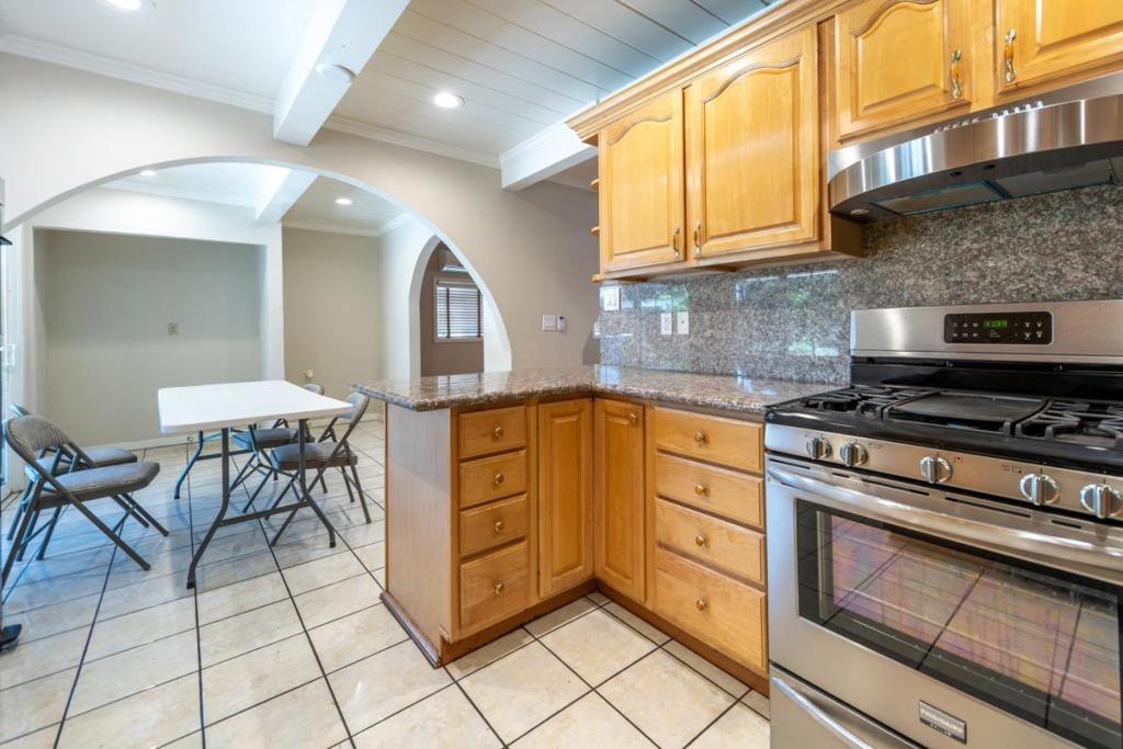 1483 Mercury Court Property Photo 10