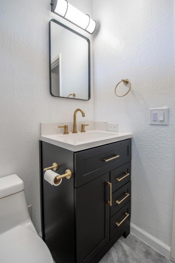 1483 Mercury Court Property Photo 23