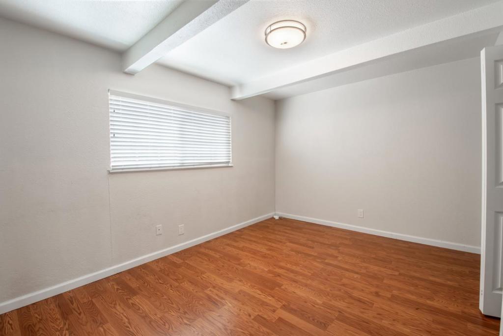 1483 Mercury Court Property Photo 32
