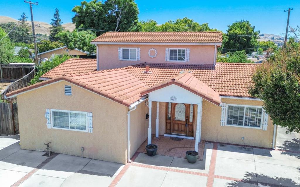 1483 Mercury Court Property Photo 44