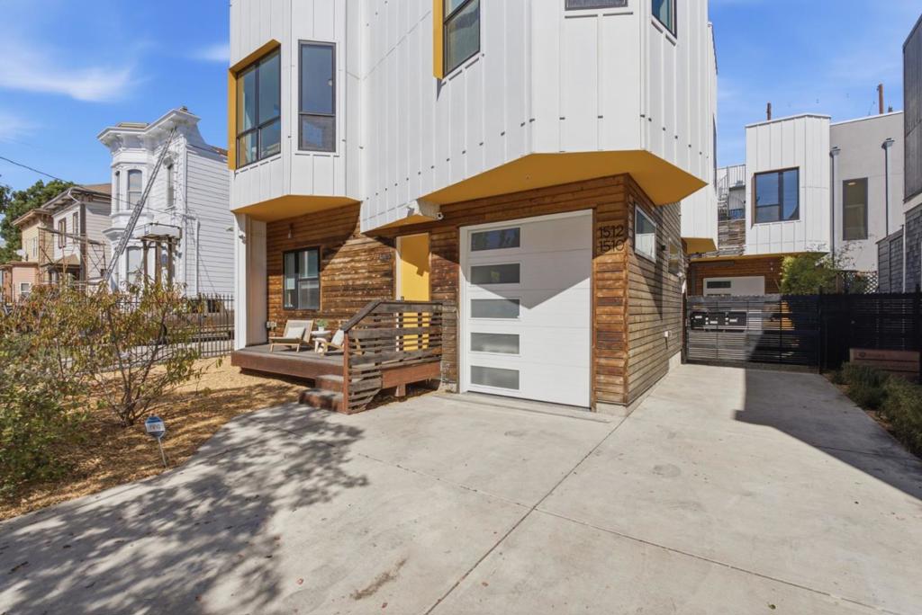 1514 8th Street Property Photo 5