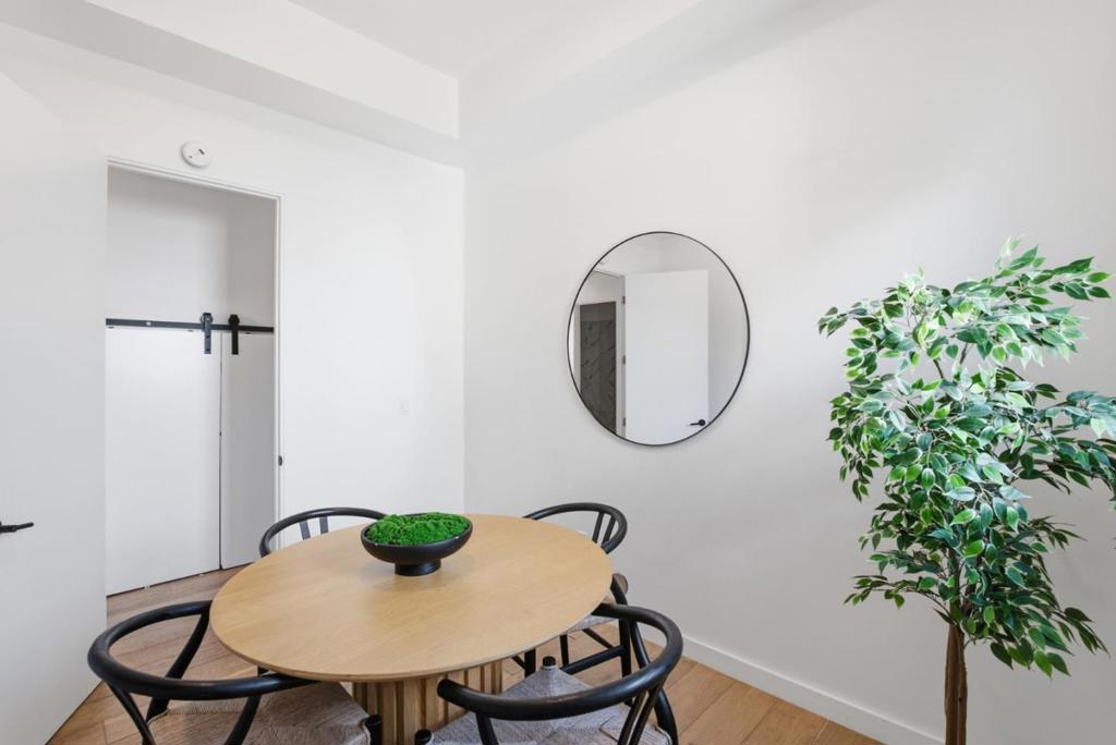 1514 8th Street Property Photo 11