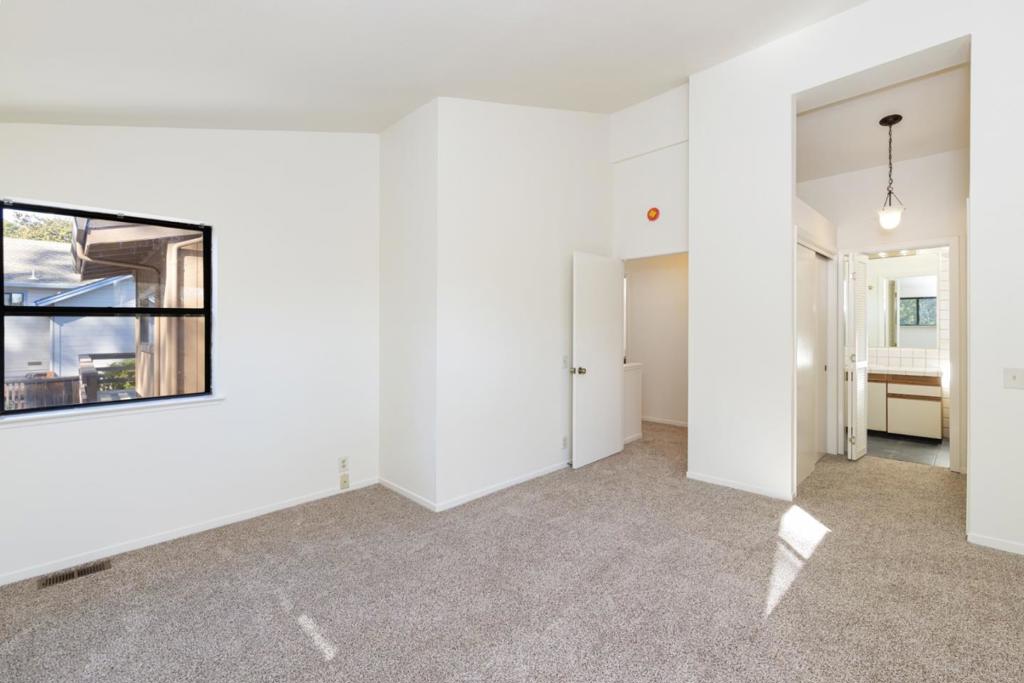 2906 Kristie Court Property Photo 18
